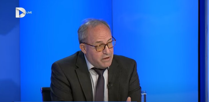 Ramabaja e justifikon veprimin e menaxhmentit të RTK-së ndaj moderatorëve: I vonuar por i përgëzoj për këtë veprim