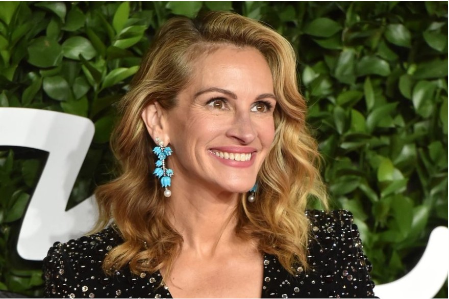Julia Roberts na la të gjithëve gojëhapur me këtë xhaktë që veshi në Venecia