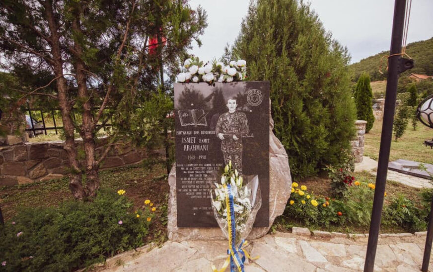 Në 27 vjetorin e rënies, Osmani kujton heroin Ismet Rrahmani: Liria dhe arsimi janë vlera të shenjta