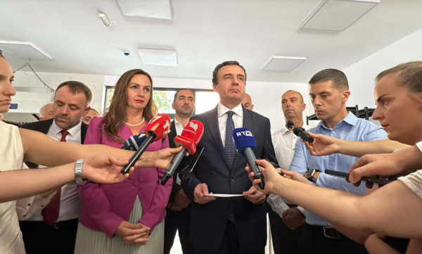 Kurti mbron Dimal Bashën për artikullin anti-UÇK dhe emëron Durmishin në vend të Aliut
