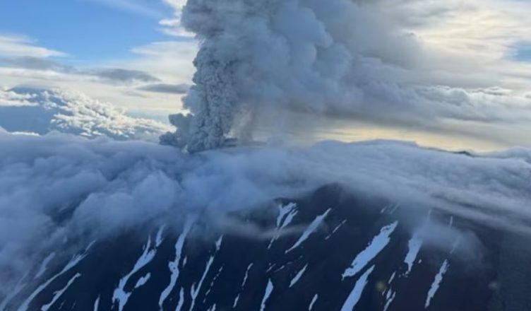 Shpërthen një vullkan rus për herë të parë pas 500 vjetësh
