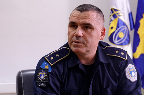 Elshani tregon pse Policia po qëndron tek urat e reja në veri-jug