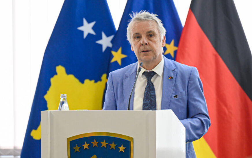 Dimal Basha urohet nga ambasada gjermane