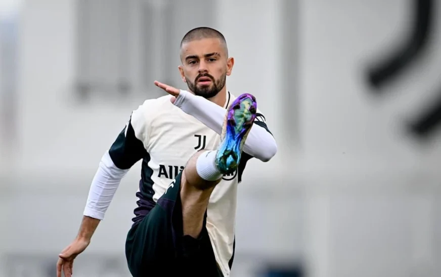 Chiellini për Zhegrovën: Më e rëndësishmja është ndikimi i tij në fushë…!