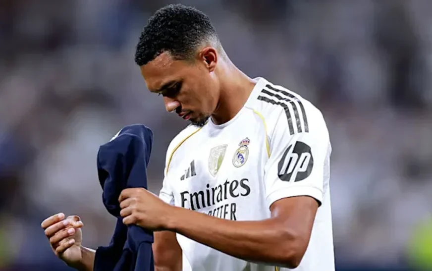 Trent Alexander-Arnold u lëndua rëndë: Ai do të humbasë tetë ndeshje, përfshirë El Clasicon