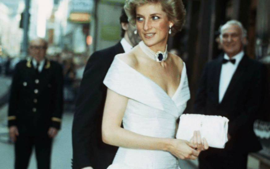 2 parfumet që princeshë Diana i kishte gjithmonë me vete