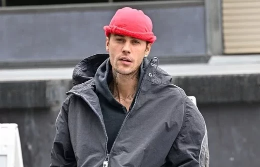 Justin Bieber përballet me tallje në rrjetet sociale pas martesës së ish-të dashurës, Selena Gomez