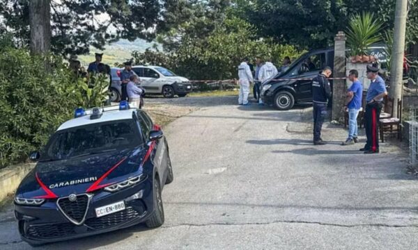 Krimi i rëndë në Itali, 58-vjeçari vret edhe një nga dy fëmijët e tij me të cilët u arratis, arrestohet pas disa orësh