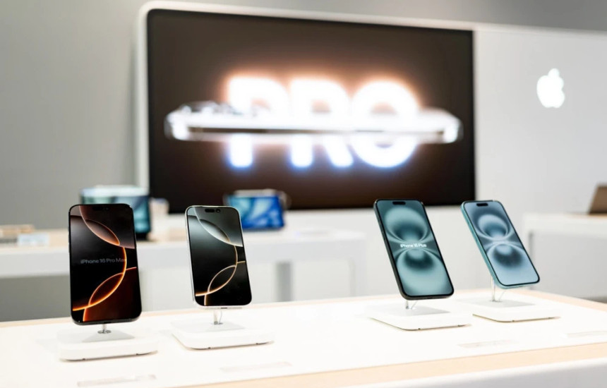 Apple tërheq modelet e vjetra pas prezantimit të iPhone 17