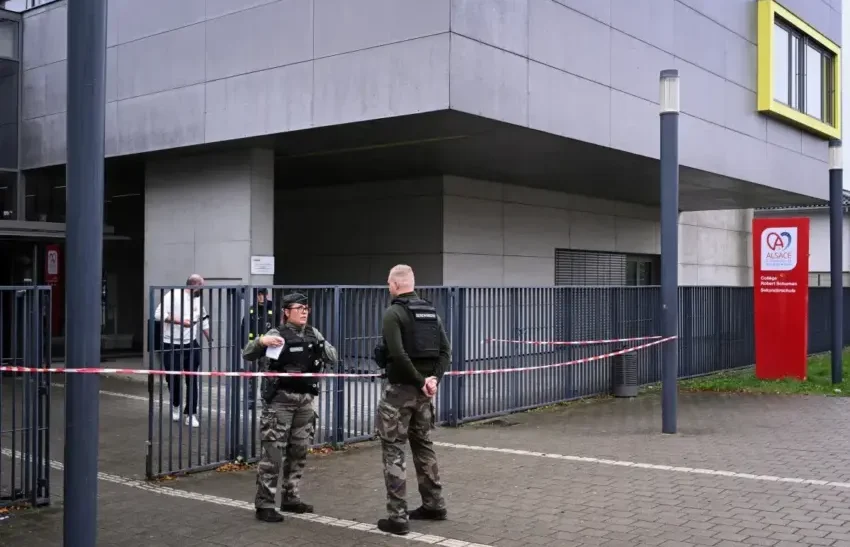 Mësuesja goditet me thikë në klasë nga një nxënës 14-vjeçar në Francë