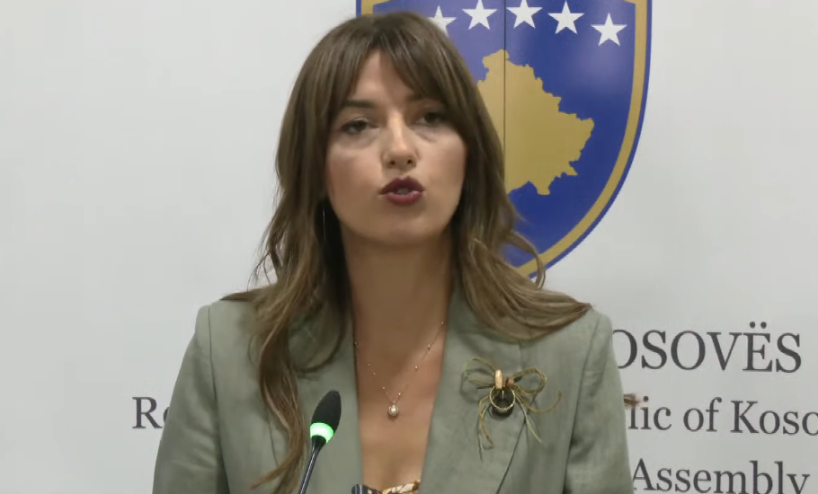 Haxhiu: Kushtetuesja s’duhet ta njohë asnjë pretendim që përdoret nga Lista Serbe – s’e njeh shtetin