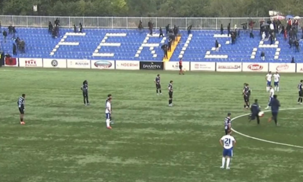 Dy policë të lënduar, parandalohet përleshja mes tifozëve të Ferizajt e Prishtinës