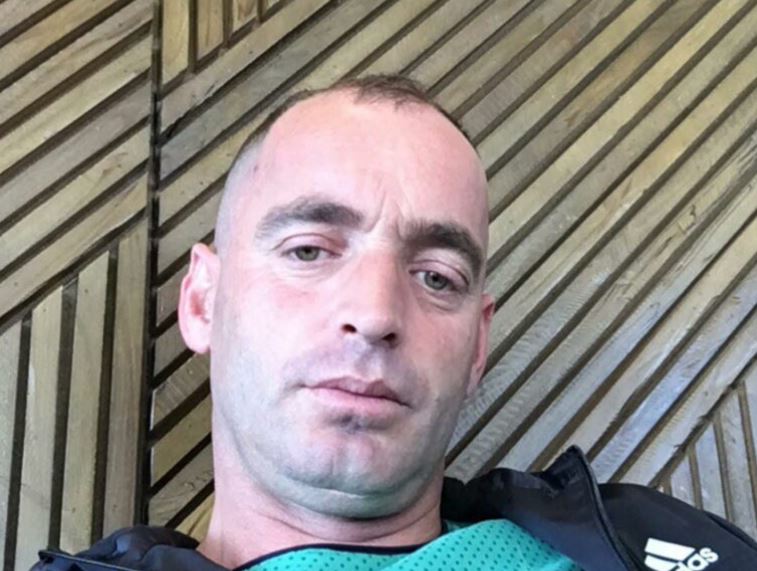 Sot varroset burri që humbi jetën nga të shtënat me armë në Llapashticë
