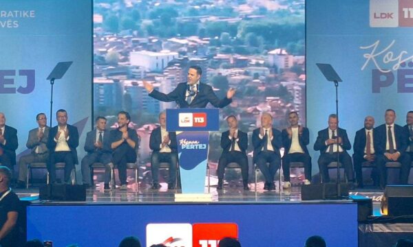 Abdixhiku në hapjen e fushatës: Jemi mbledhur për të nisur rrugëtimin e madh drejt fitores së 12 tetorit