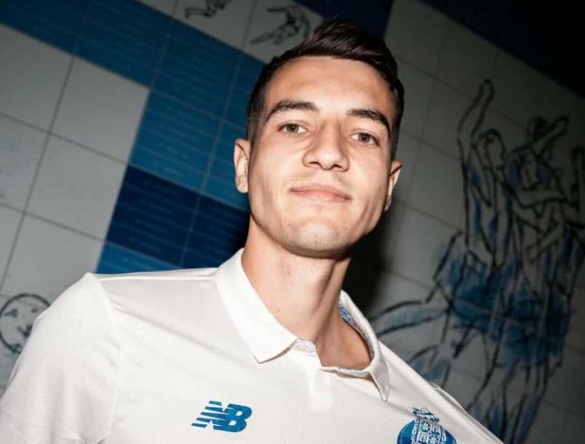 Lojtari i Arsenalit e mësoi largimin e tij nga Fabrizio Romano