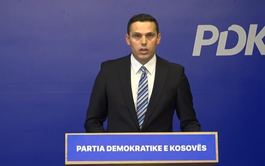 Gruda për dyshimet se prokurori kërcënoi fizikisht krerët e UÇK-së: Fyerje për gjithë popullin dhe shtetin e Kosovës
