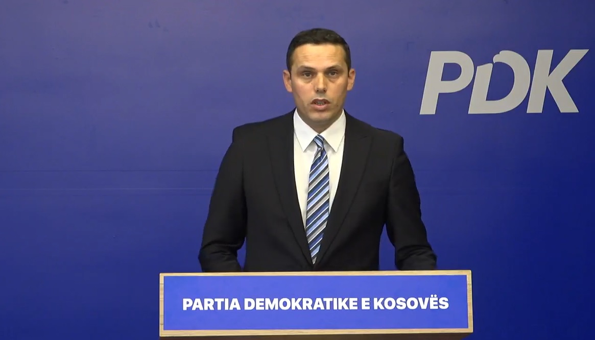 Gruda për dyshimet se prokurori kërcënoi fizikisht krerët e UÇK-së: Fyerje për gjithë popullin dhe shtetin e Kosovës