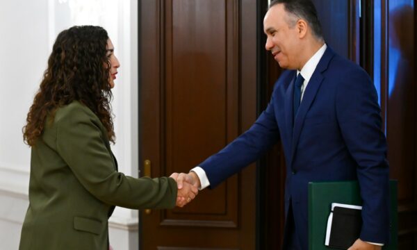 Takim me ambasadorin e Arabisë Saudite, Osmani ftohet të marrë pjesë në forum