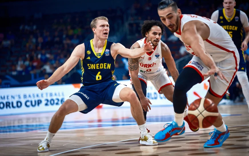 Turqia arrin në çerekfinale të EuroBasket 2025