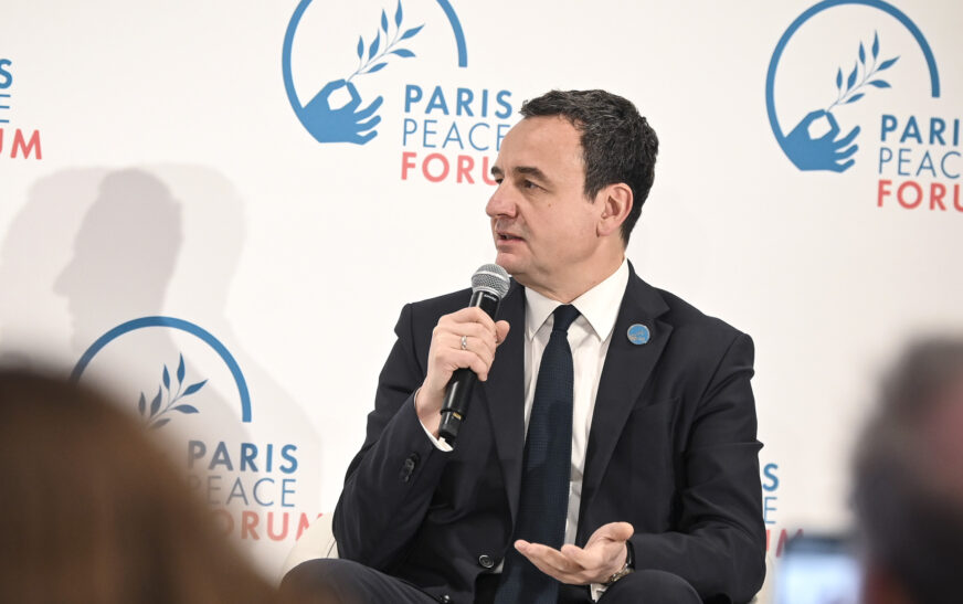 Kurti në Forumin e Paqes në Paris: Kosova është histori e dyfishtë suksesi
