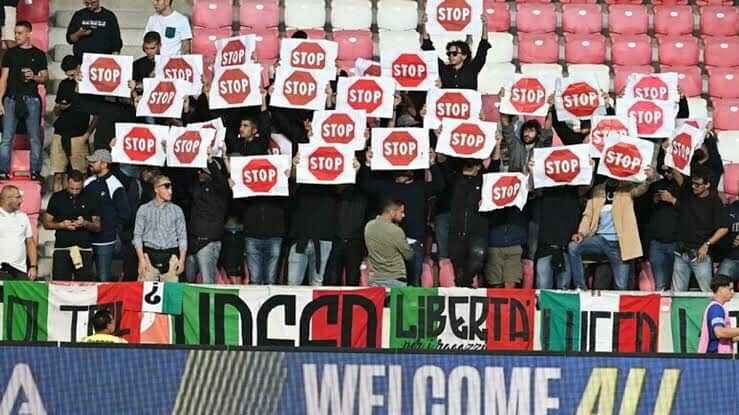 Vazhdojnë protestat e italianëve që kërkojnë moszhvillimin e ndeshjes me Izraelin