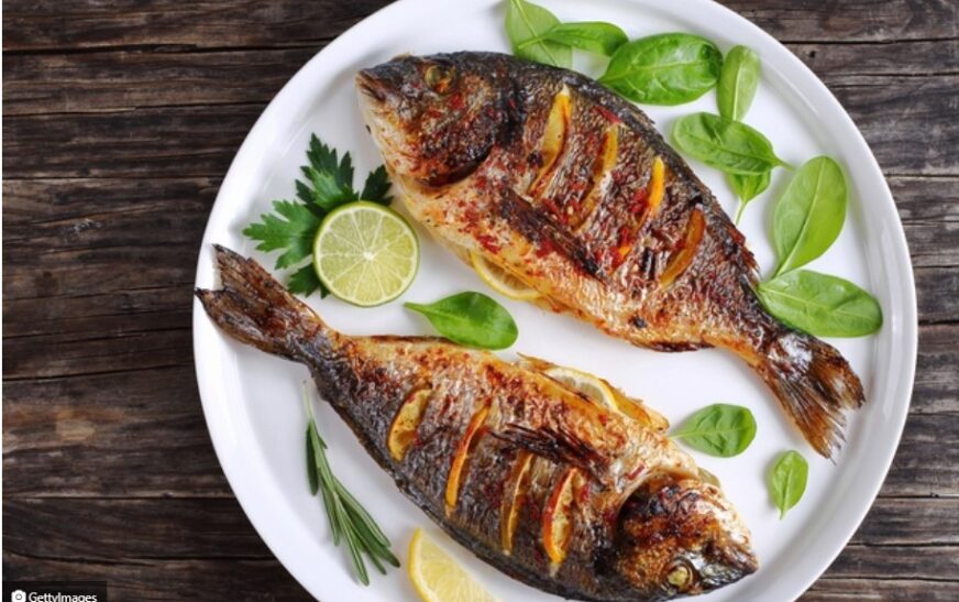 Ky peshk është numri 1 për shëndetin tonë: Është më i lirë se skumbri dhe më i shëndetshëm se salmoni!