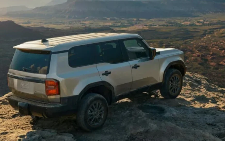 Toyota dëshiron të krijojë “dronë shoqërues” për makinat në terrene të vështira