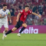 nje-komandat-i-ri-ne-mesfushen-kuqezi-–-ngritja-e-juljan-shehut-me-shqiperine
