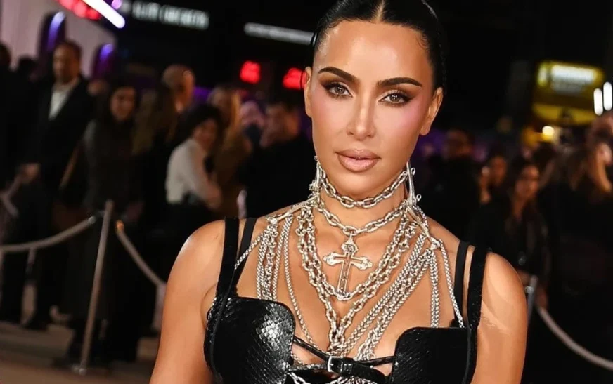 Kim Kardashian flet hapur pas diagnozës së aneurizmës në tru