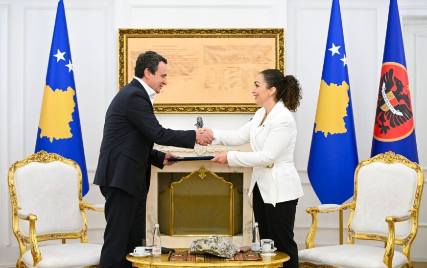 Osmani mandaton Kurtin për formimin e Qeverisë së Kosovës