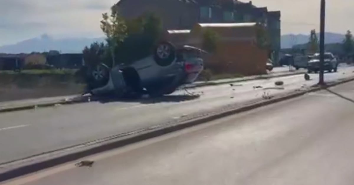 Aksident në Lipjan – vetura përfundon e rrokullisur