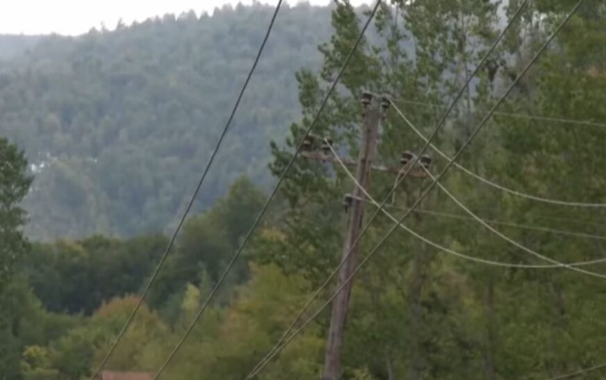 Banorët e Jezercit pa rrymë që disa ditë