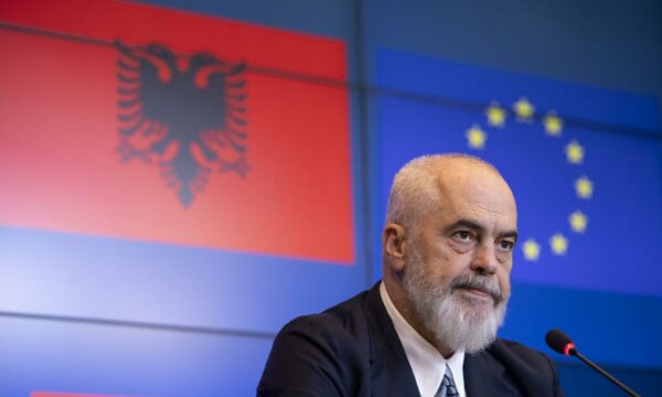Deklarata e Rubin për Thaçin dhe krerët tjerë të UÇK, reagon Edi Rama