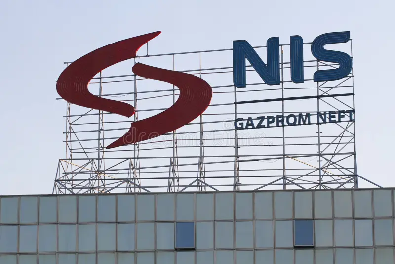 Serbia përballet me sfida energjetike nga SHBA-ja dhe Rusia