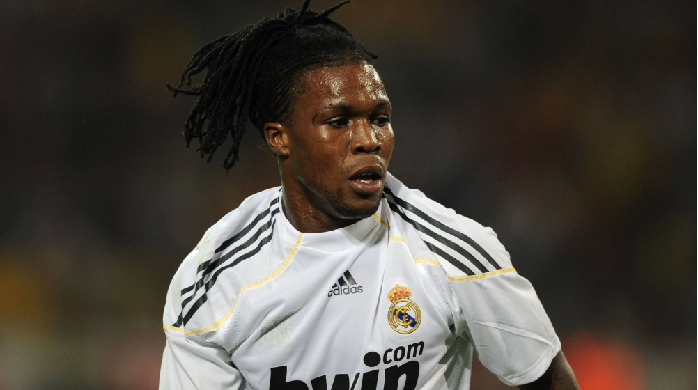 Ish-futbollisti i Real Madridit Drenthe, shtrihet në spital pas sulmit në tru