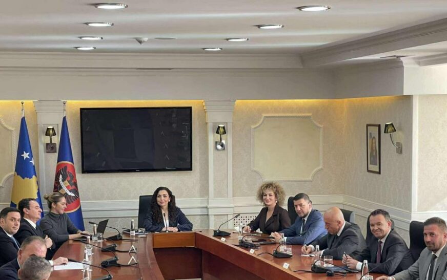 Fillon takimi i liderëve te presidentja Osmani