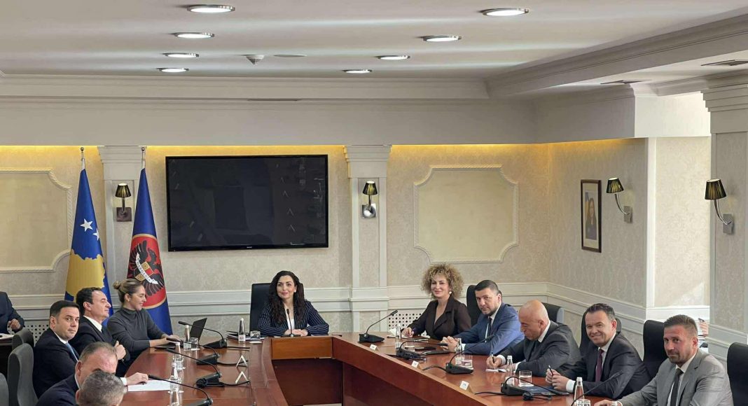 Fillon takimi i liderëve te presidentja Osmani