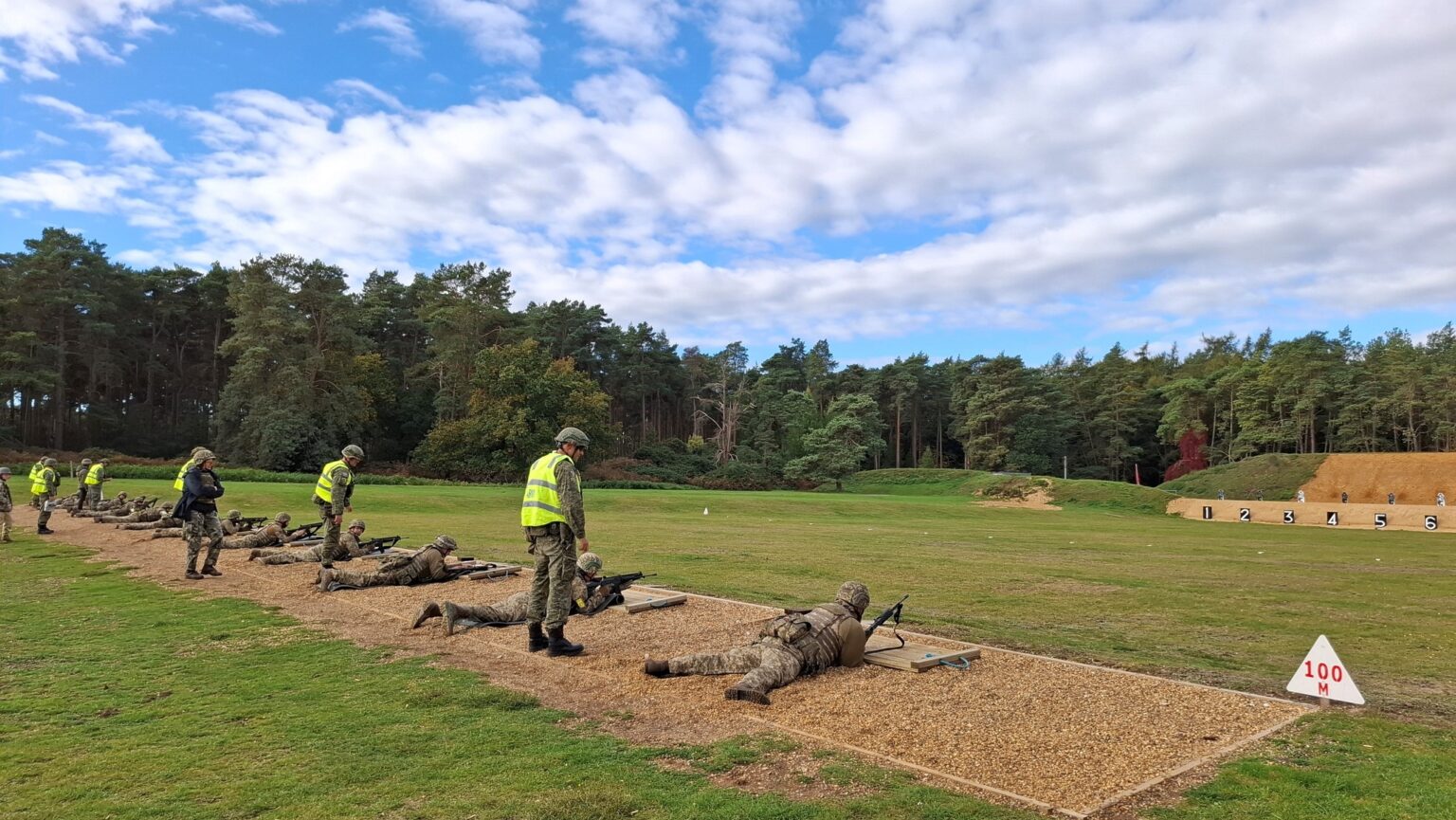 Pjesëtarët e FSK-së trajnojnë ushtarët e Ukrainës në Britani të Madhe