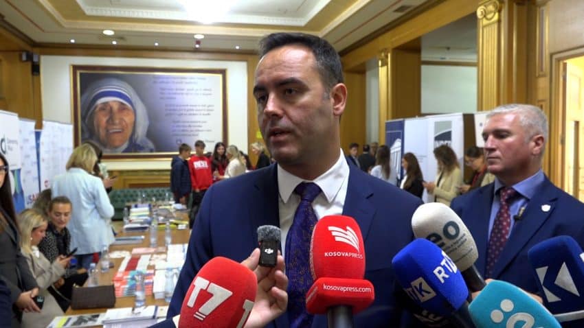 Glauk Konjufca: Sot pritet të përfundojë votimi për nënkryetarin e Kuvendit