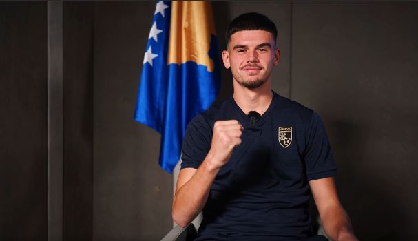 Albian Hajdari prezantohet te Kosova: Kosova është e vogël për botën, por për mua është krejt bota