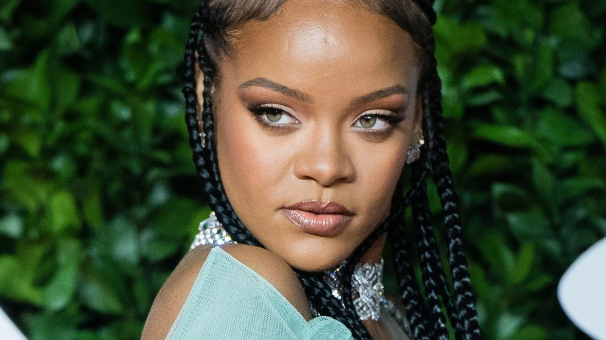Rihanna humbi 36 milionë dollarë nga projekti i dështuar me Louis Vuitton për shkak të pandemisë