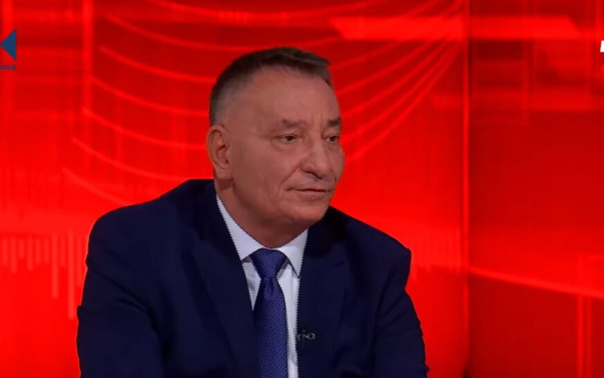 Lekaj: Spekulohet se Kurti do t’ia japë LDK-së Prishtinën dhe Presidencën për koalicion qeverisës