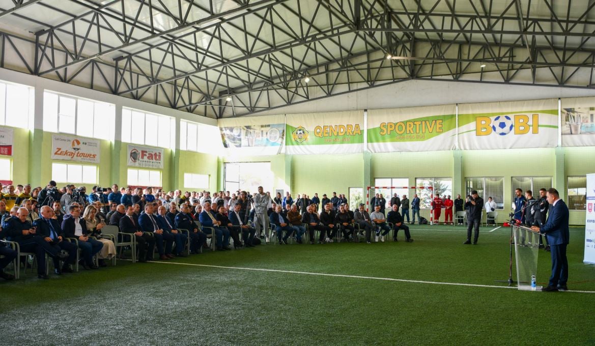 Sindikata nderon 24 policët e rënë në krye të detyrës