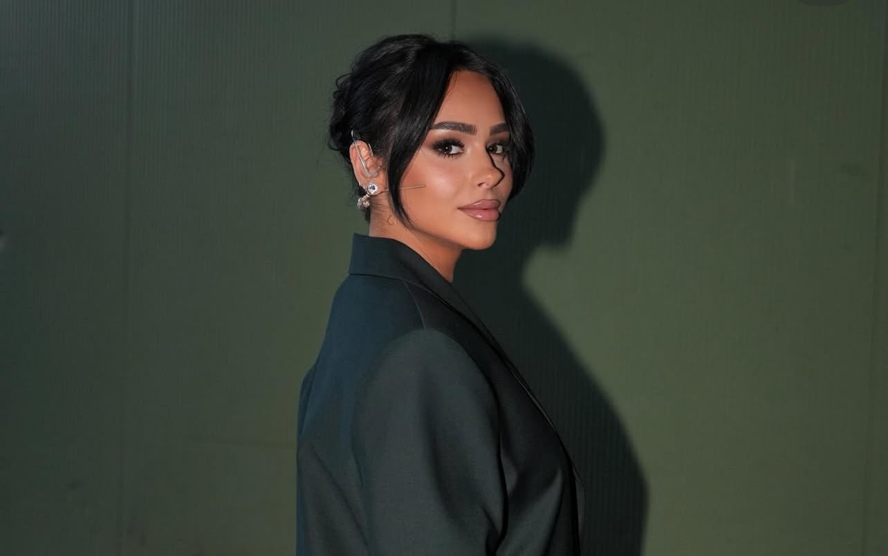 Egli është shëndoshur shumë, paska diçka të re nga ajo – bën edhe ndryshimin e papritur në pamje, zor se do e njihnit