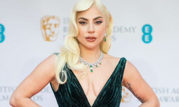 Lady Gaga rrëfen periudhën më të errët të jetës së saj: “Pija ilaçe, shkova në spital psikiatrik…”
