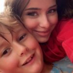 familja-e-elijones-jep-deklaraten-e-papritur-per-te-bijen,-ajo-kishte-ikur-nga-shtepia-kur-ishte-femije