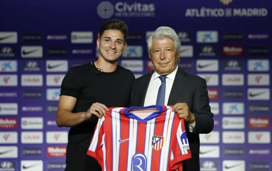 Presidenti i Atletico Madridit i mbyll derën transferimit të Julian Alvarez te Barcelona