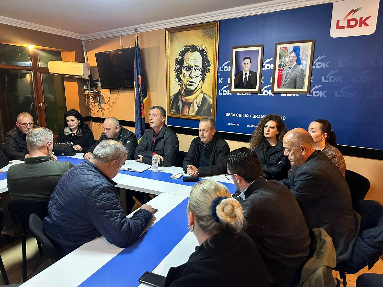 Gashi pasi Abdixhiku e bindi të kthehet në parti: Do të qëndrojë besnik