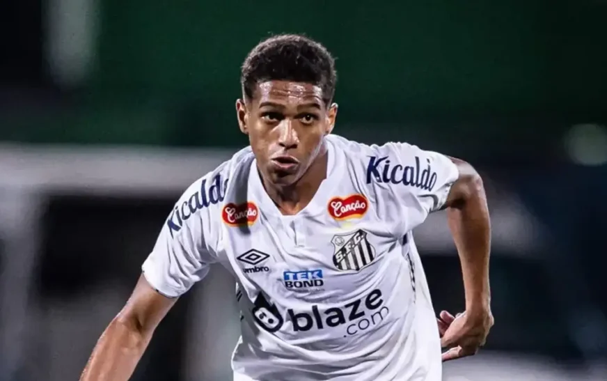 Barcelona planifikon 15 milionë euro për mbrojtësin brazilian Souza