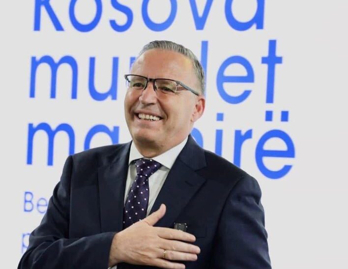 Bedri Hamza shpall kandidaturën për kryetar të PDK-së